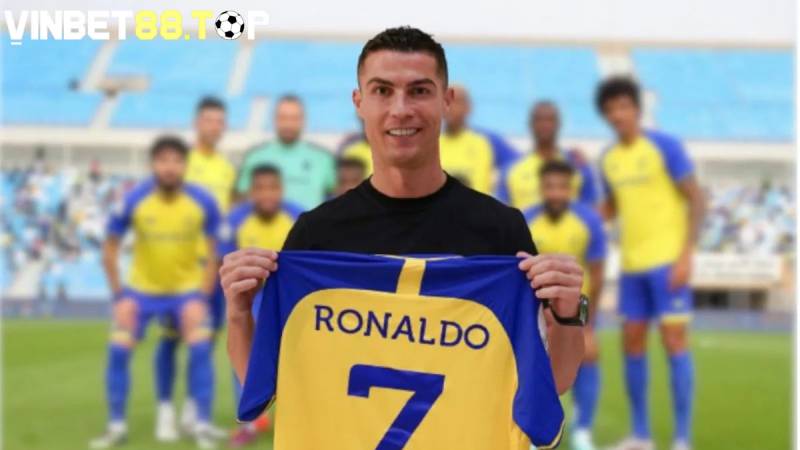 Cristiano Ronaldo là ngôi sao quốc tế gia nhập Al Nassr của SPL
